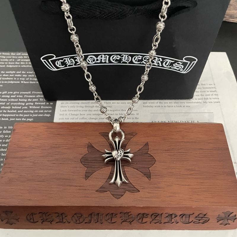 Ch**me He**ts necklaces